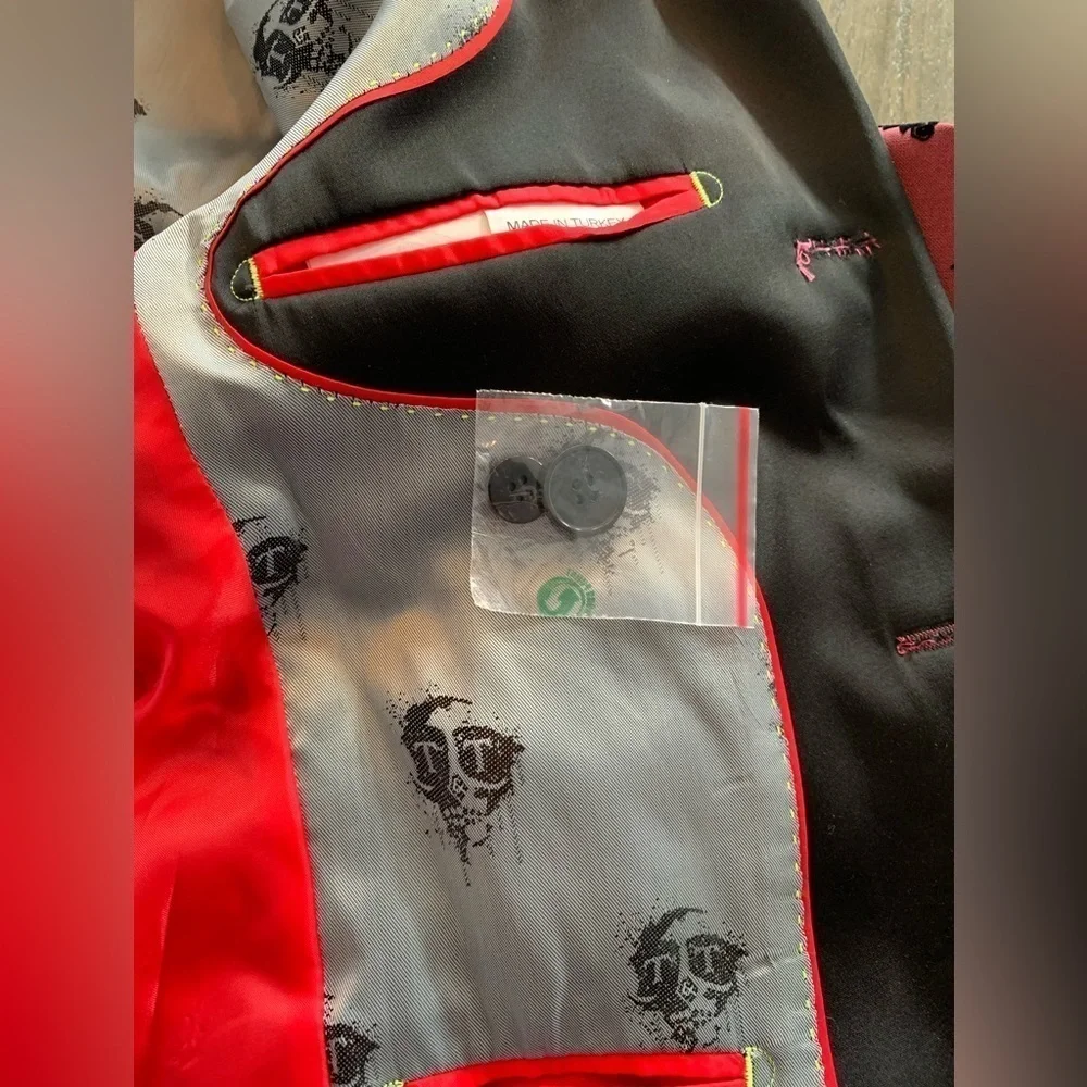 Twisted Tailor Blazer Men Sz 34R Black Burgundy Textured Velvet Dandy Old Money - Picture 10 of 16